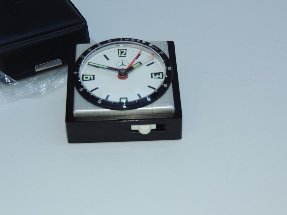 Vintage Mercedes Benz Tisch Uhr Reisewecker Travelling Clock neu in Oberursel (Taunus)