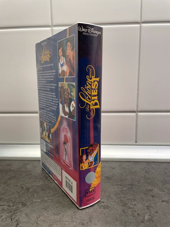 VHS Kassette Disney Die Schöne und das Biest in Essen Freisenbruch