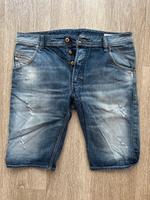 Kurze Jeanshose Herren Diesel Gr.33 Düsseldorf - Friedrichstadt Vorschau