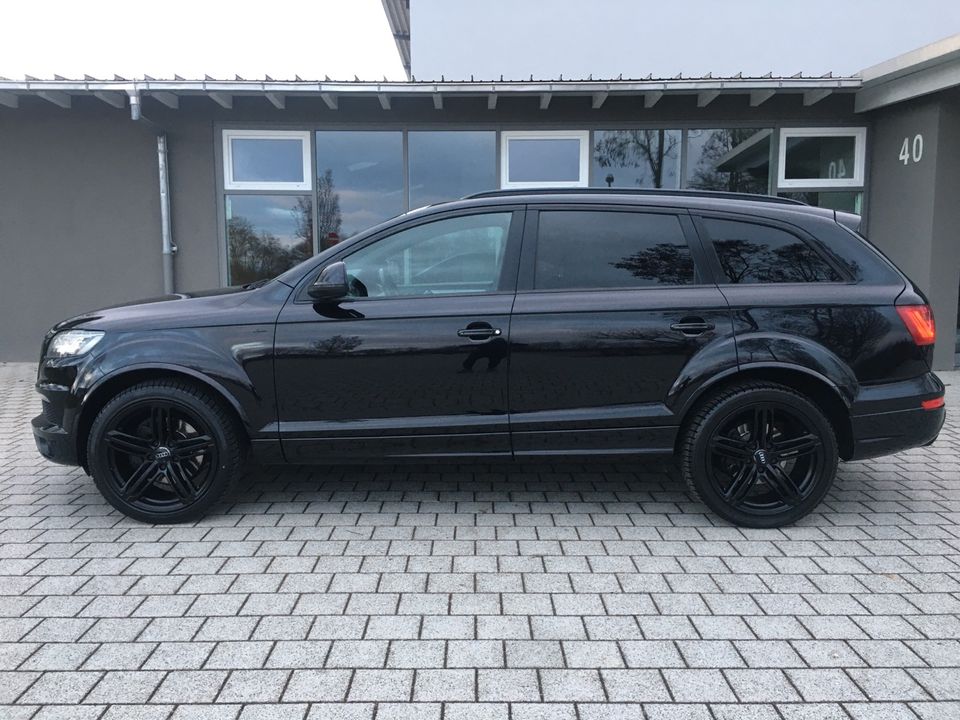 Audi Q7 ** 3x S-Line** Mod. 2011** 7 Sitzer ** in Sindelfingen