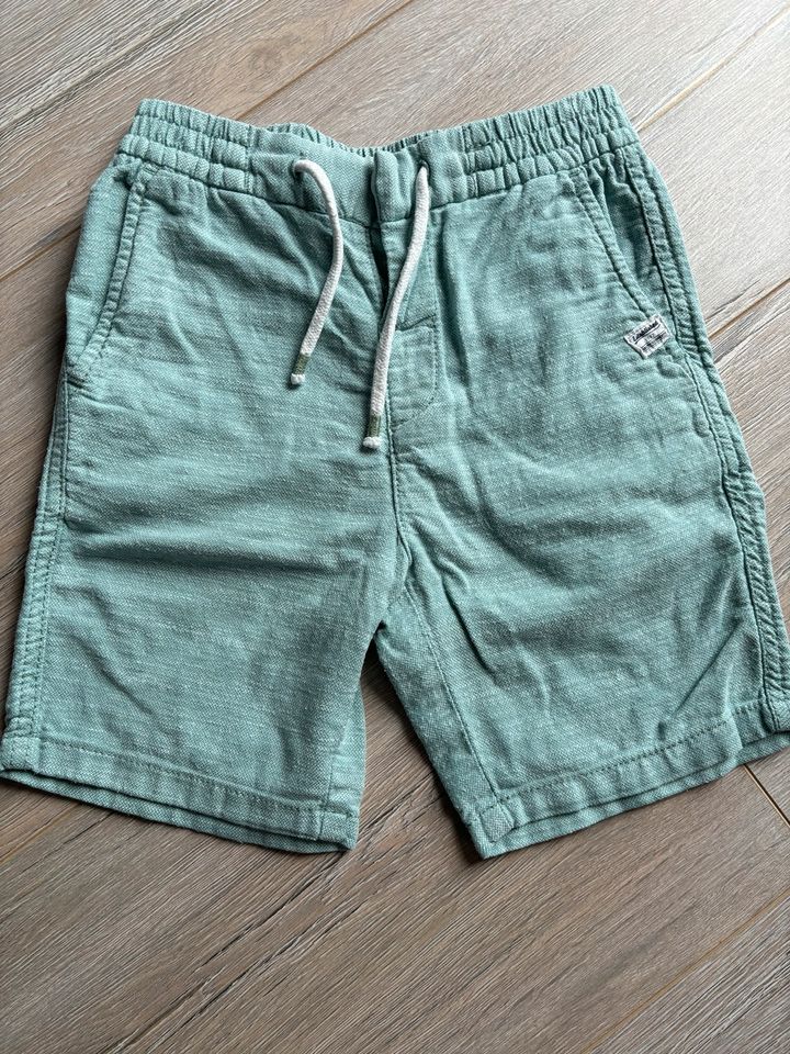 H&M Short Junge Größe 116 in Meiningen