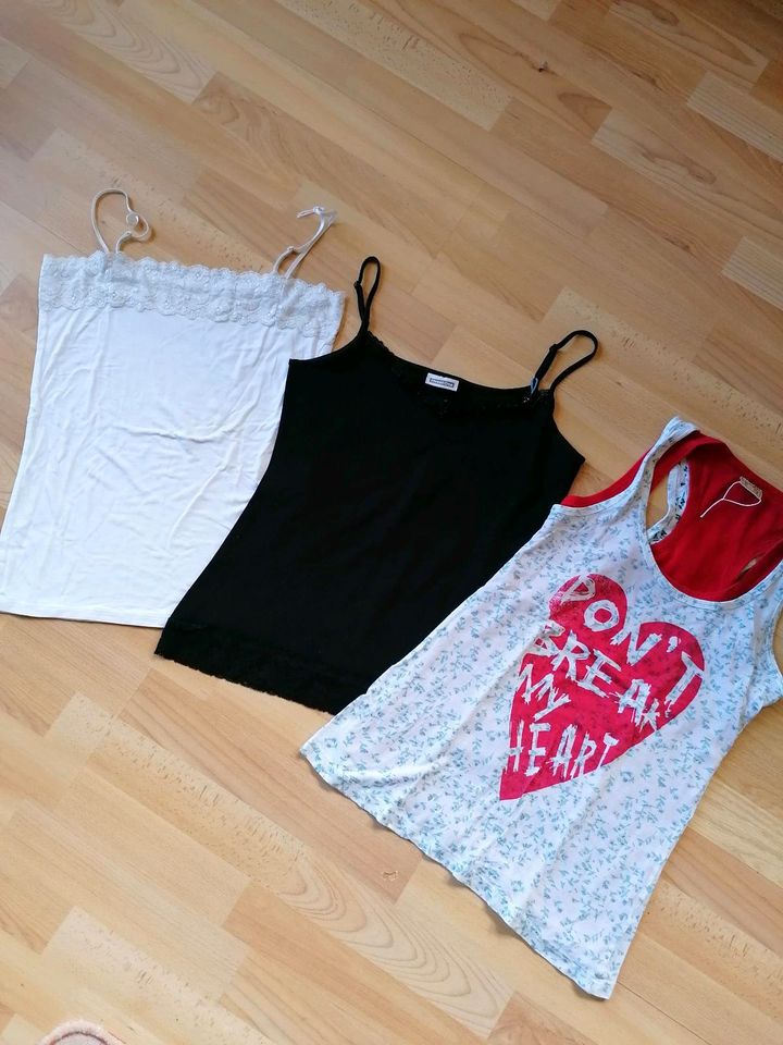 Tops Spaghettiträger T-Shirts Gr. M v. Street one, Zara, x-dye in Uslar