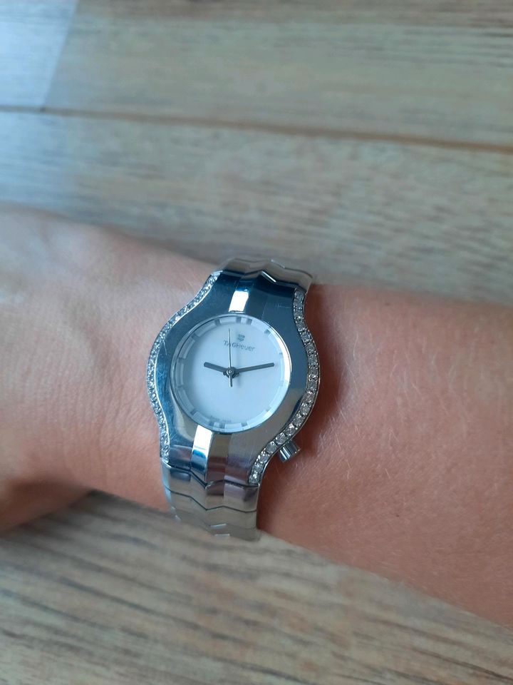 Tag Heuer Damen Armbanduhr WP 1319-0 / ZT9852 Neuwertig mit Quitt in Krefeld