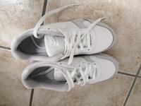 Nike Schuhe Gr 38,5 (37. 5) neu Bayern - Amberg Vorschau