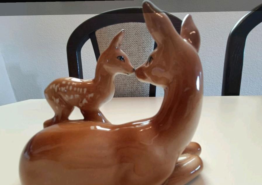 Alte Porzellan Figur Reh Pferd gestempelt antik Keramik Steingut in Bad Salzungen
