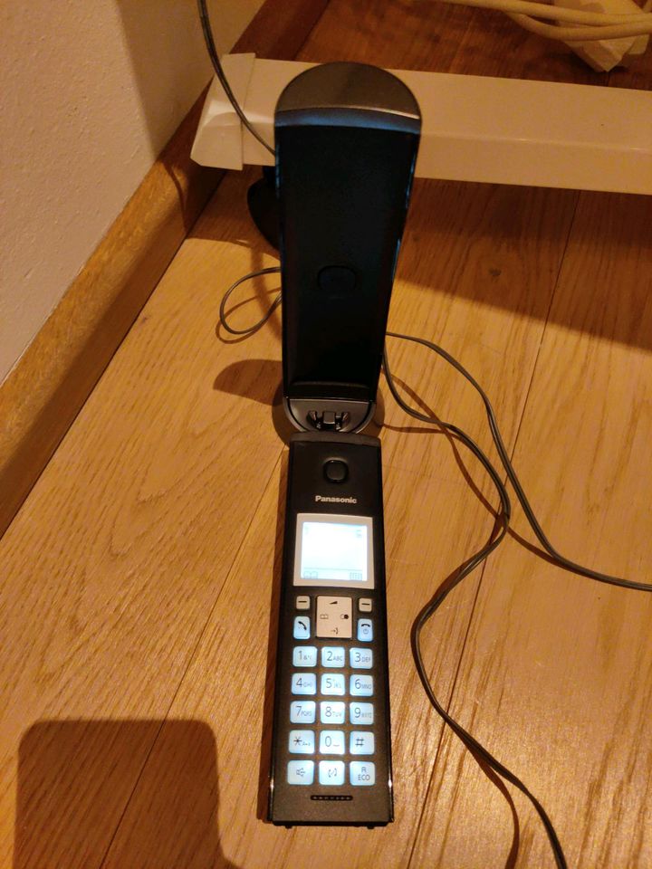 Festnetztelefon Panasonic Design Telefon Modellbez. KX-TGK220G in München