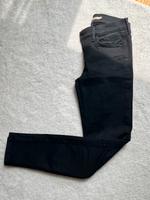 Levis, 710 flawless skinny, knöchellang, Gr. 36 München - Trudering-Riem Vorschau