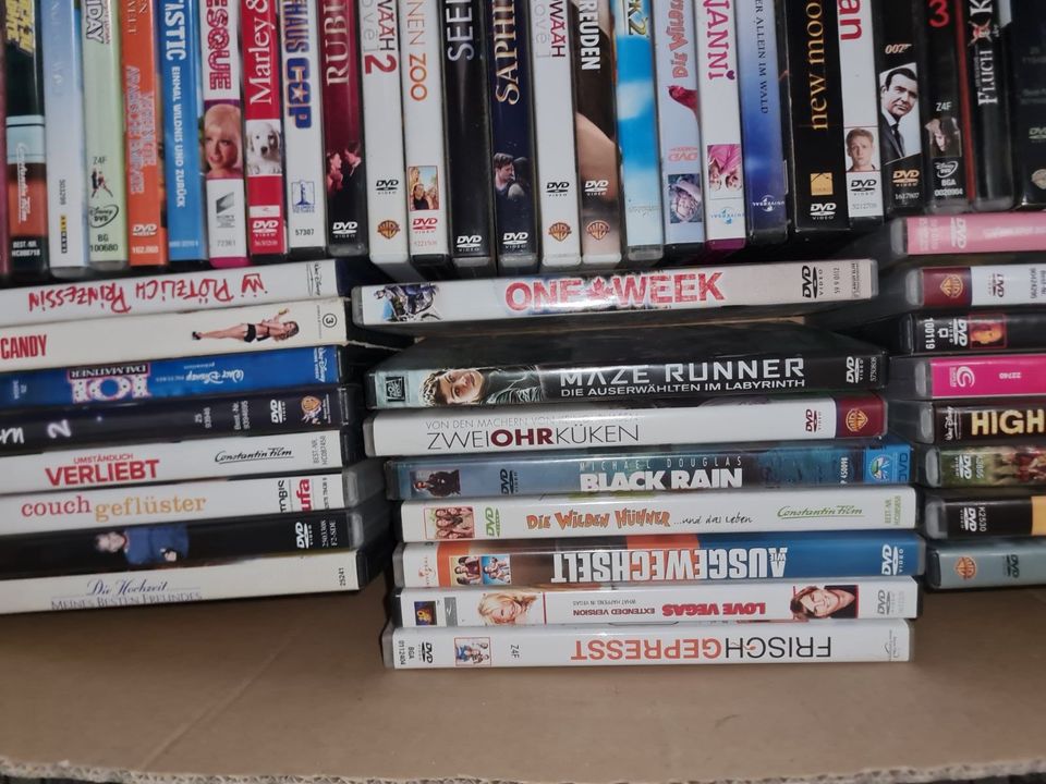 DVD Blu-ray Sammlung Konvolut über 100 Stück verschiedene Genre in Flörsheim am Main