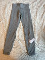 Nike Damen Leggings Größe XS Hannover - Ahlem-Badenstedt-Davenstedt Vorschau