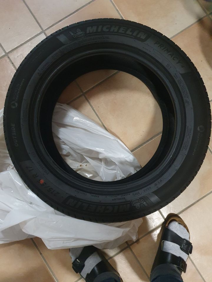 4 Michelin Sommerreifen Primacy 4 215/55 R17 94V in Hamburg