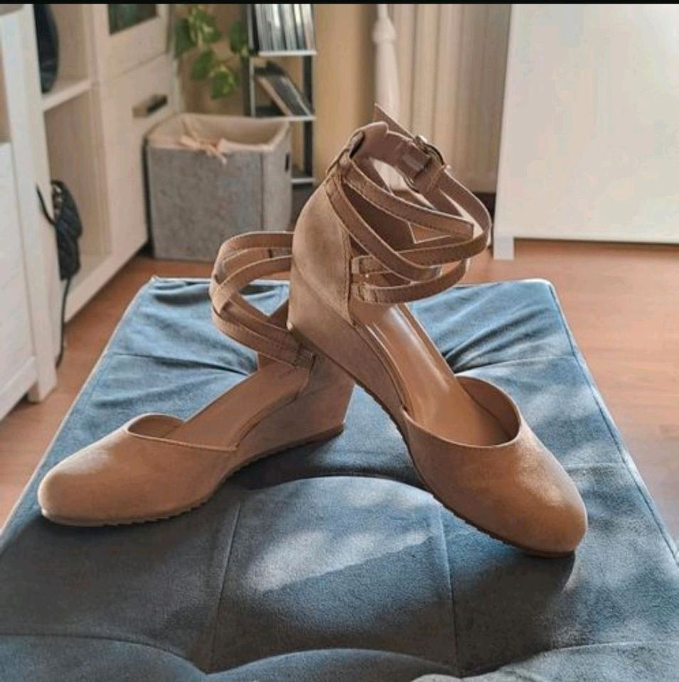 ❤️❤️Damenschuhe, neu  gr 39 in Sankt Augustin