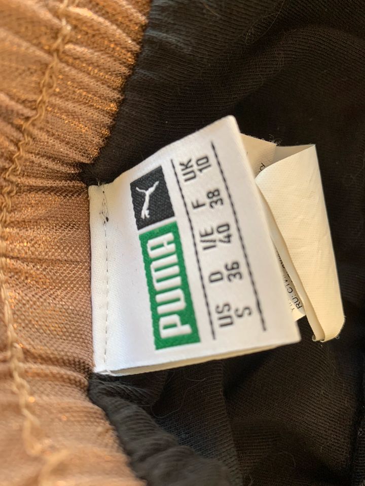 PUMA Shorts rosé Gold 36 / S in Bremen