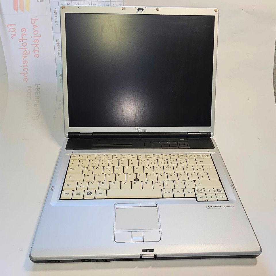 #C19 Notebook FUJITSU SIEMENS LIFEBOOK E8110, Notebook, Intel(R) in Cölbe