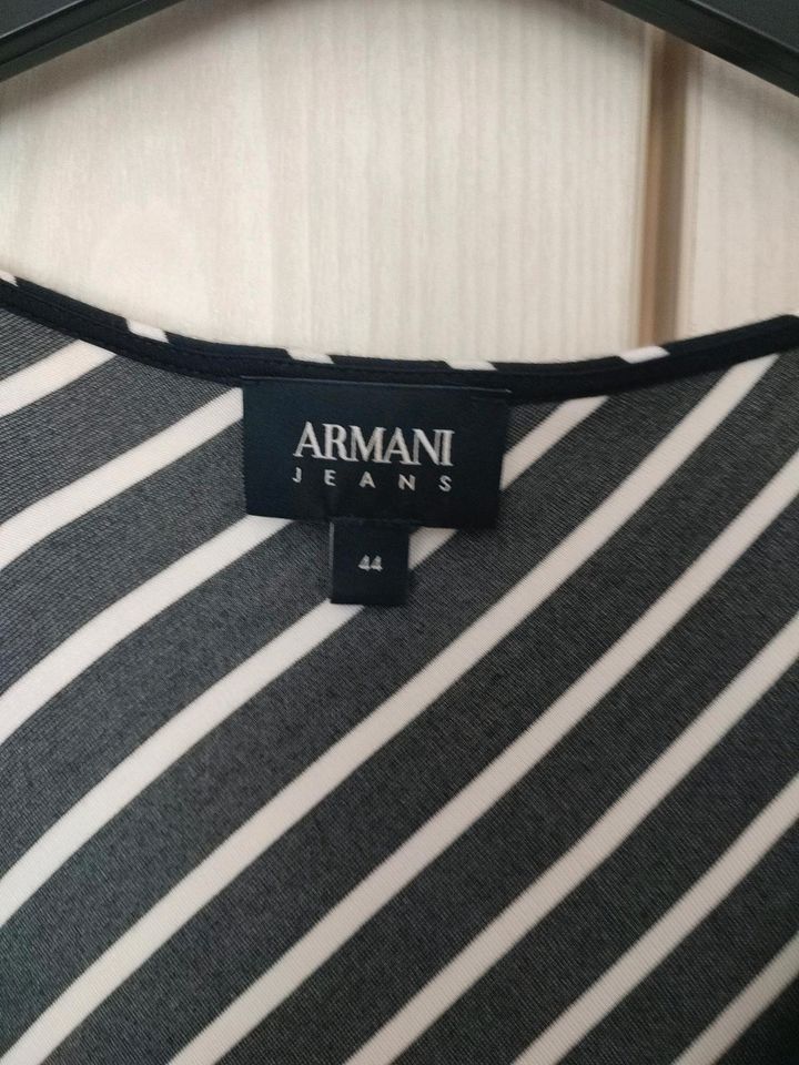 Sexy Armani Kleid in Mettmann