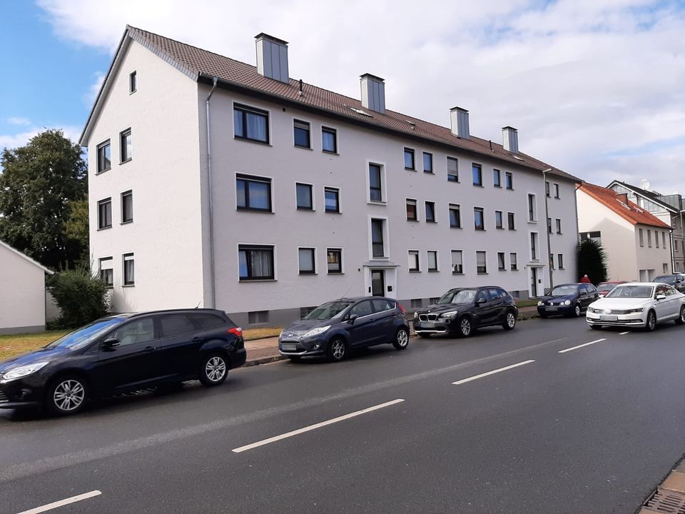 Anfragestopp 3-Zimmer Wohnung mit Balkon in Mitte zu Mai frei - wird derzeit renoviert! in Bielefeld