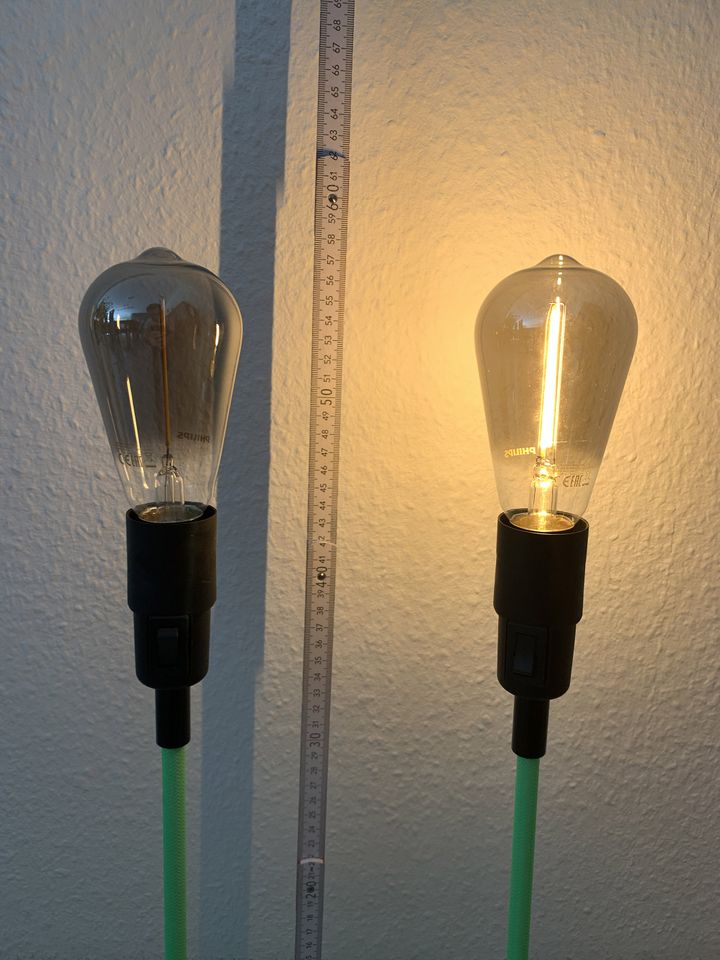 2 Designer Tischlampen neongrün in Birnenform mit E14 Fassung in Essen