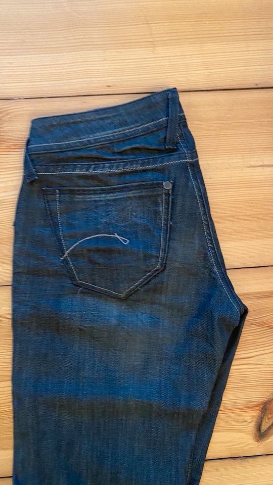 NEU G-Star Jeans Core Straight Women 30/36 - Versand Kostenlos in Berlin