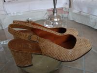 Pumps Sandalette Schuh Gr. 6 beige Echt Leder Gr. 39 Ara Naturfor Niedersachsen - Lohne (Oldenburg) Vorschau