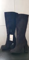 NEU!! H&M Stiefel, Farbe schwarz, GröBe 37, samt/velour Nordrhein-Westfalen - Gronau (Westfalen) Vorschau