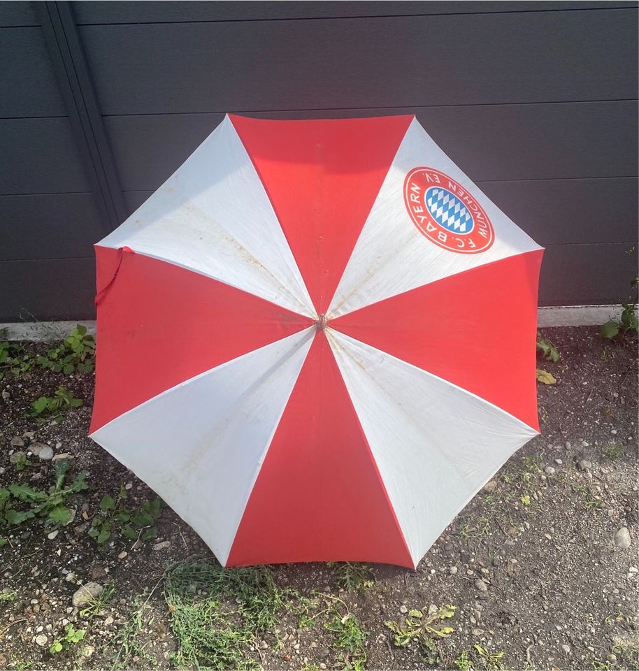Regenschirm FC Bayern München späte 70er Vintage in Kr. Dachau - Dachau |  eBay Kleinanzeigen ist jetzt Kleinanzeigen