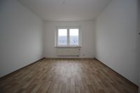 **Stabile und CO² neutrale Heizkosten!!! Neu renovierte 4-Zimmer-Wohnung zu vermieten** Sachsen - Weischlitz Vorschau