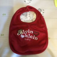 Calvin Klein Baby Schlabber-Lätzchen Nordrhein-Westfalen - Grevenbroich Vorschau