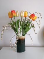 Wunderschöne Tulpen mit Palmkätzchen, Keramikvase Bayern - Mitterskirchen Vorschau