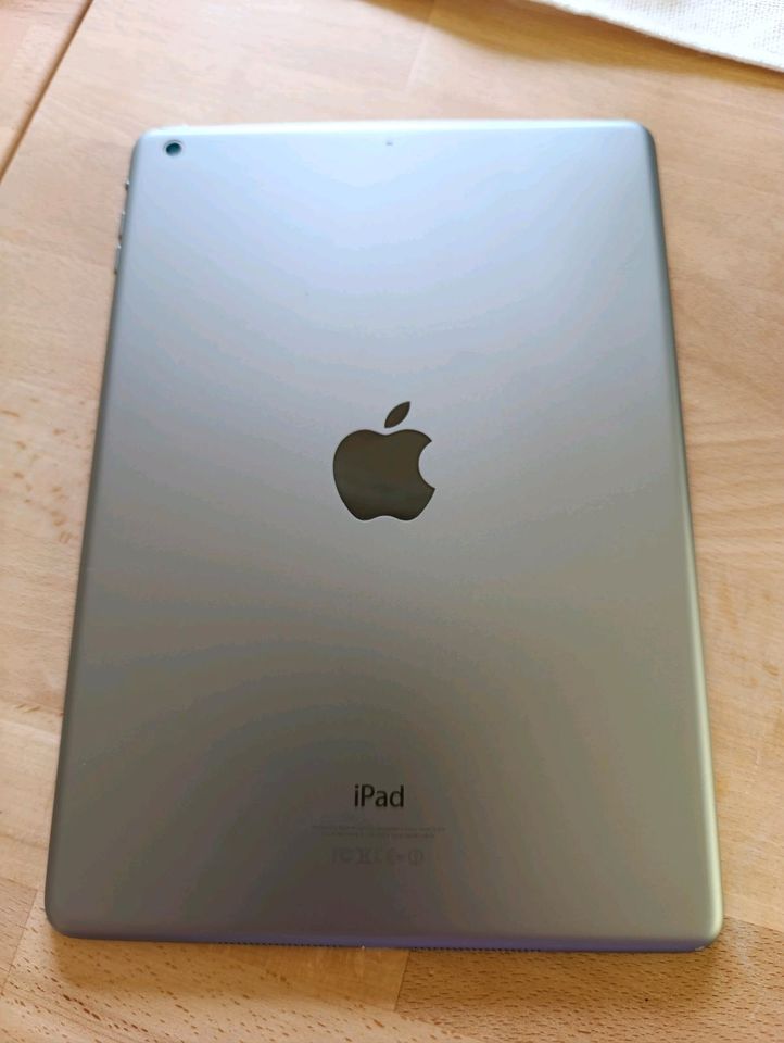Apple iPad Air Modell A1474 in Grabowhöfe