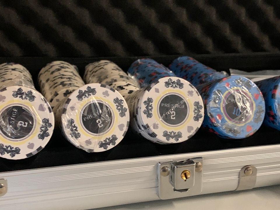 Ceramic Keramik Pokerset Pokerchips Exklusive Unikate Neu in Duisburg