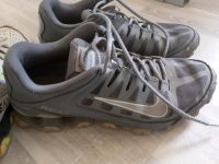 2x paar Nike Schuhe Mecklenburg-Vorpommern - Mestlin Vorschau