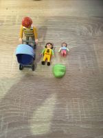 Playmobil Frau mit Baby und Kinderwagen und Kind Nordrhein-Westfalen - Nieheim Vorschau