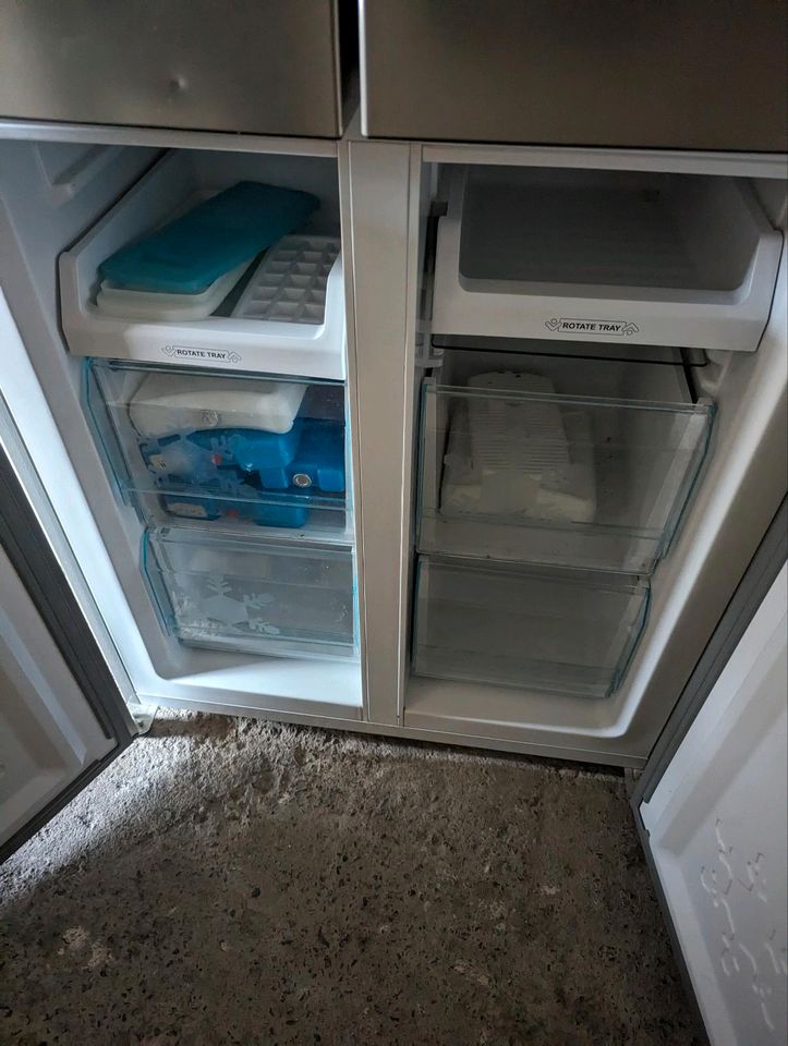 Side by Side kühlschrank mit Gefrierfach in Neunkirchen