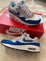 Nike Air Max Gr.39 Blau Schuhe Sneaker Nordrhein-Westfalen - Jüchen Vorschau