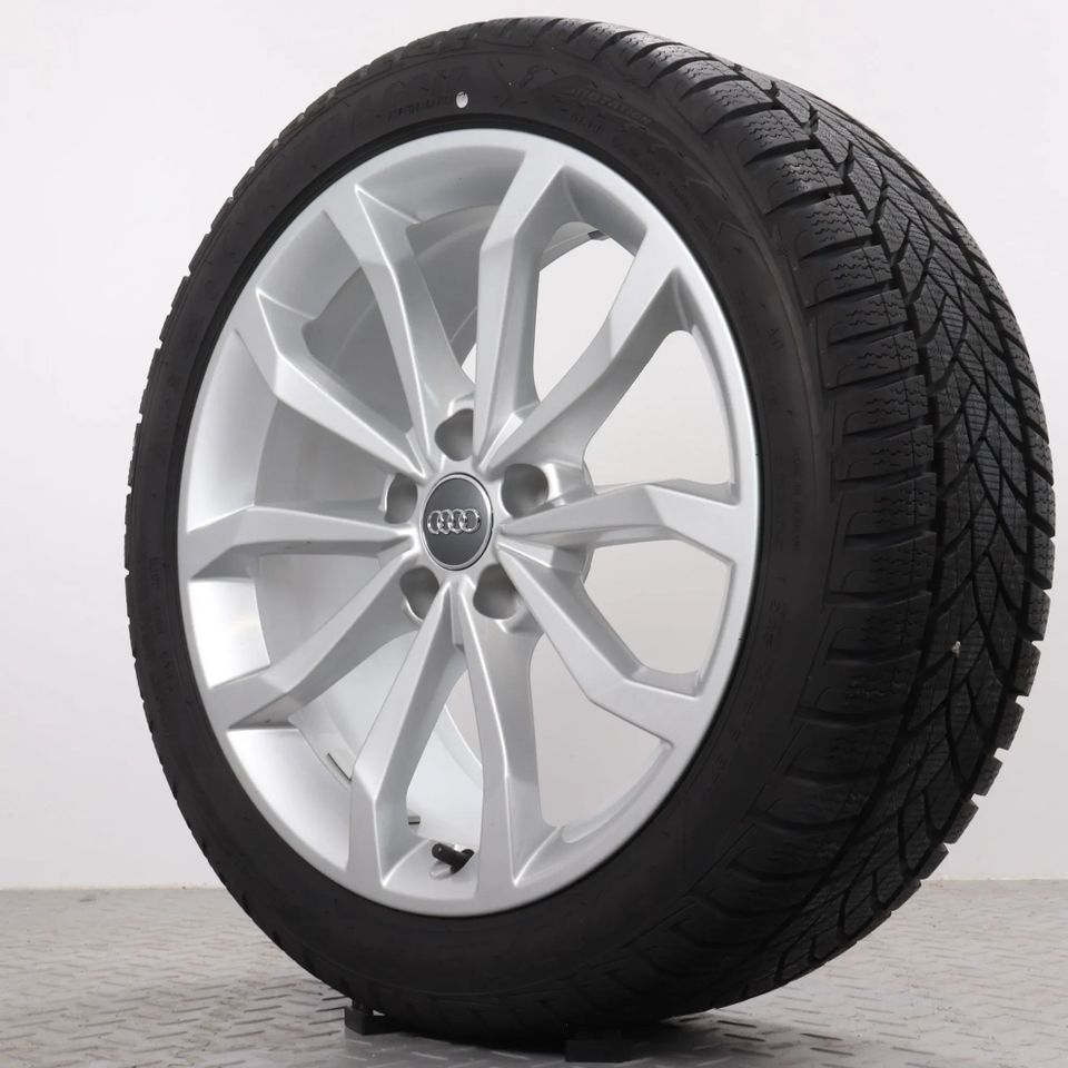 Winterräder 18 Zoll Audi A4 S4 8W B9 Original Felgen 8W0601025H Winterreifen 245/40R18 97V XL (Extra Load), AO (Audi-Original) Goodyear Ultragrip Performance GEN-1 10-Speichen-V-Design Silber 8x18ET40 in Gefell