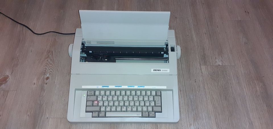 Sigma SM 8000 Elektronische Typenrad Schreibmaschine Generalüberh in Tostedt