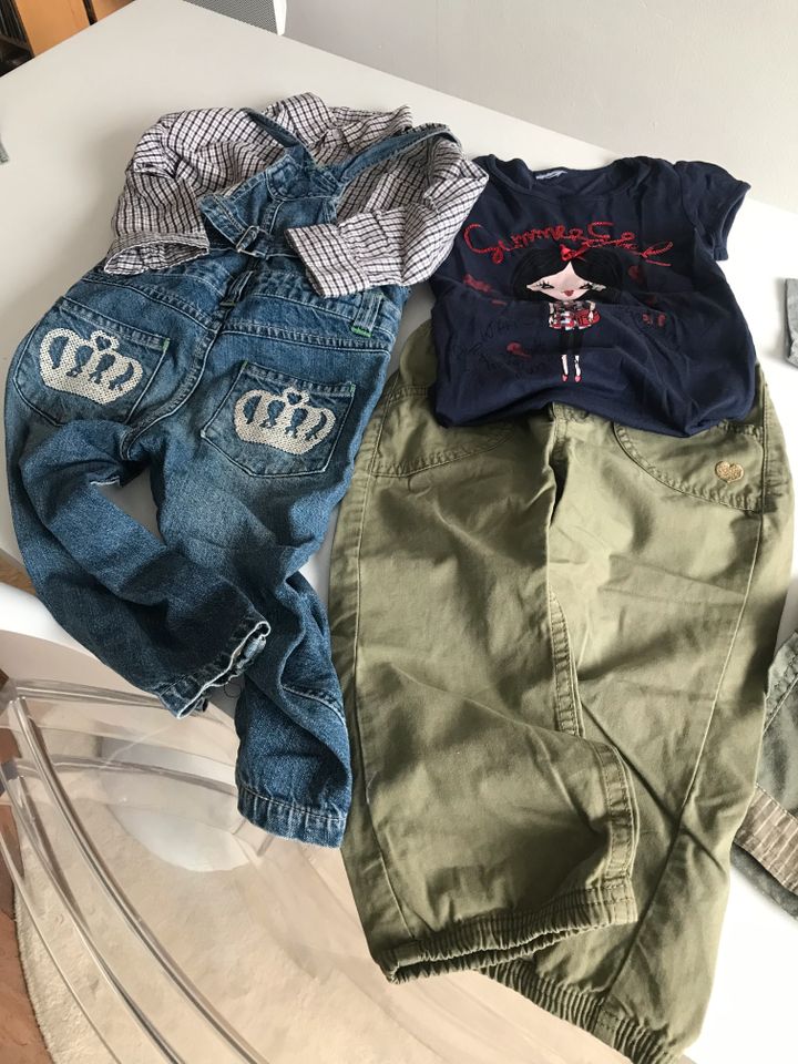 11 Teile Kinder Hosen T-Shirts Pulli Gr.80-98 Zara H&M Twinkle Je in Hamburg