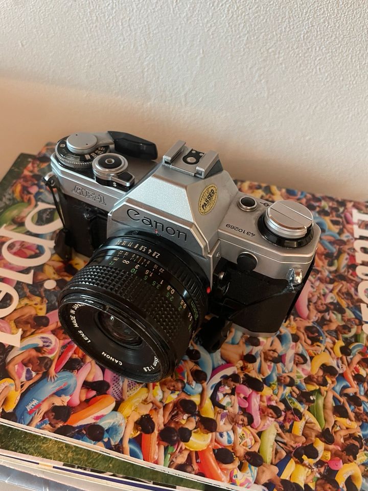 Canon AE1 - analog Spiegelreflexkamera mit 35mm objektiv in Bad Kissingen