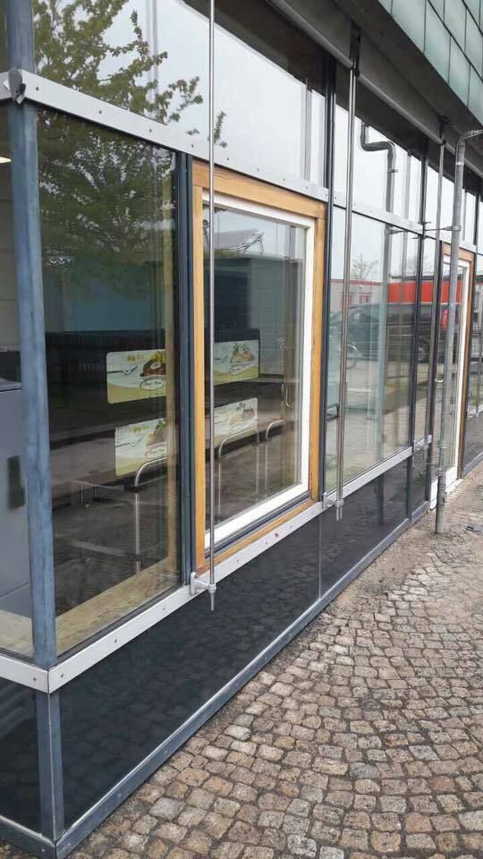 Fensterreinigung Fensterputzer Glasreinigung Rahmenreinigung in Hannover