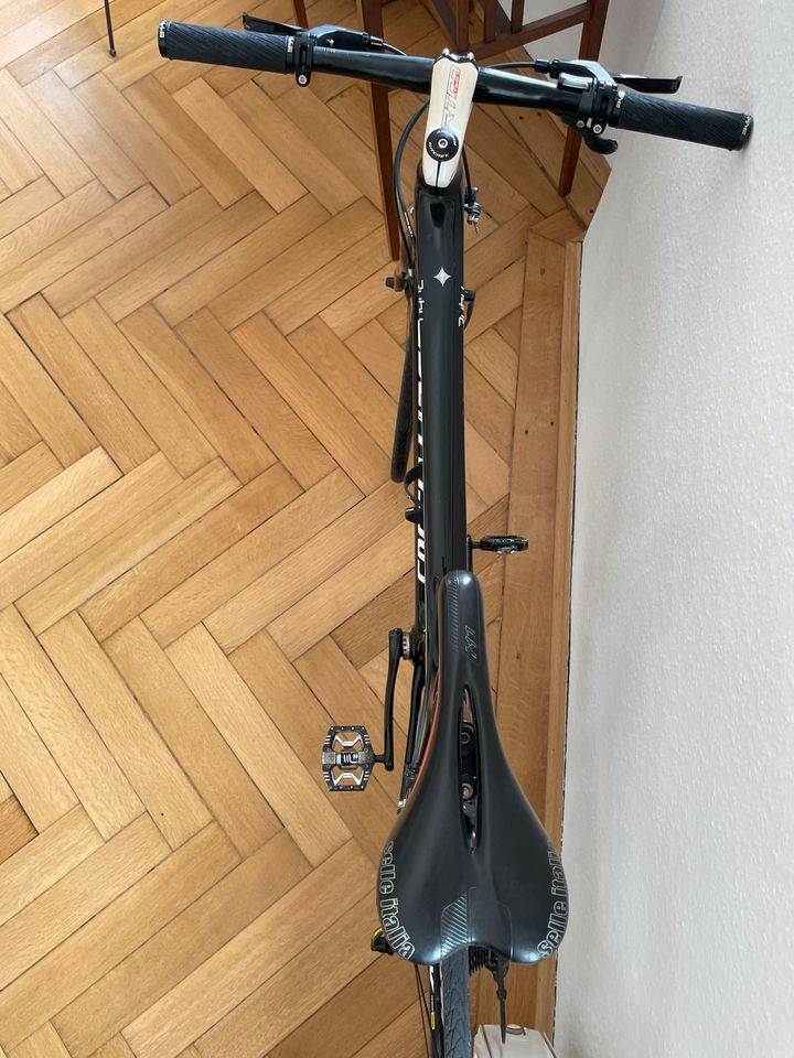 Specialized Ruby Carbon, 8,2kg, Rennrad/Cityrad, Flatbar in München