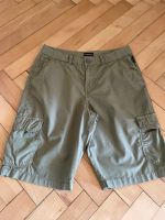 NAPAPIJRI  kurze Hose, Jungen Gr.170, Olivgrün, wie neu Rheinland-Pfalz - Mainz Vorschau