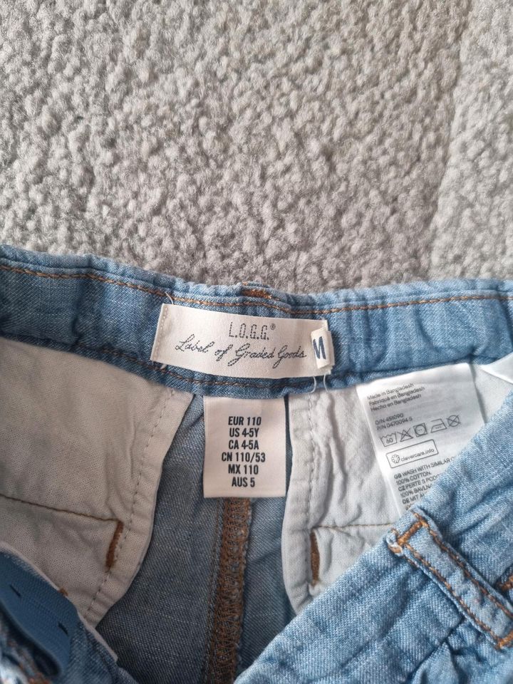 Jeans-Shorts H&M 110 in Nörten-Hardenberg