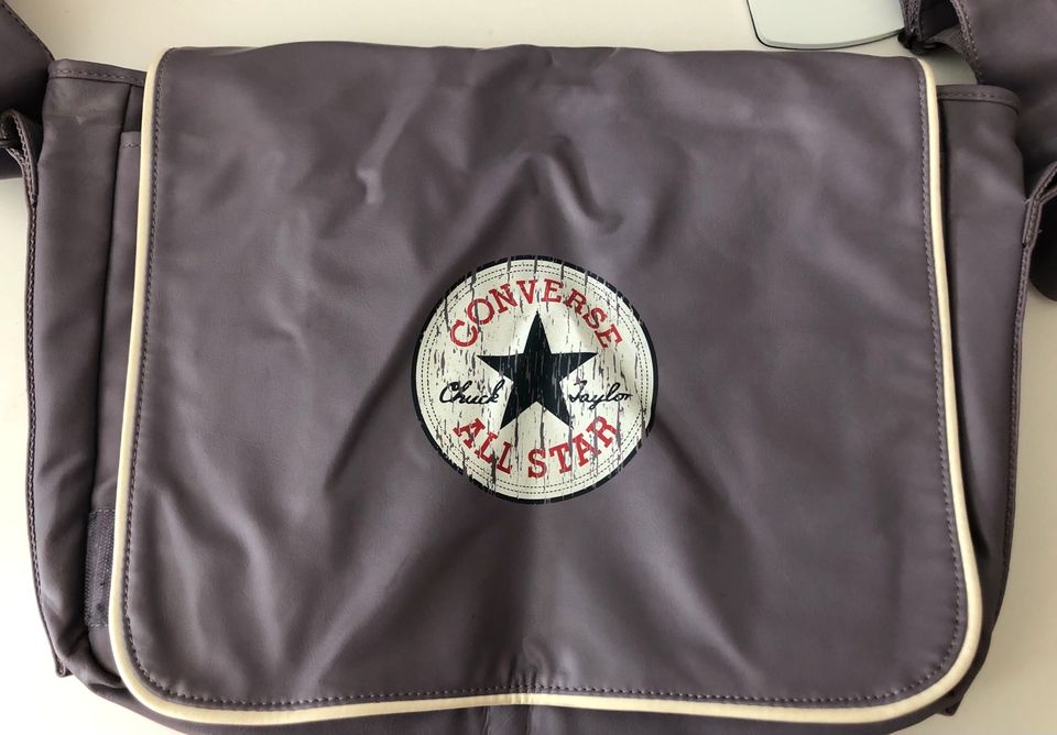 Converse Tasche Umhängetasche Lila Laptoptasche in Bonn - Bonn-Zentrum |  eBay Kleinanzeigen ist jetzt Kleinanzeigen