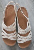 1x crocs Brooklyn strappy low wedges , 38/ M7, weiß Sandale Berlin - Tempelhof Vorschau