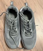 Damen Sneaker Turnschuhe Gr. 39 grau Bayern - Wallersdorf Vorschau
