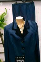 LOUIS FERAUD 44/46 NEU Blazer & Rock Kostüm Luxus Baden-Württemberg - Tübingen Vorschau