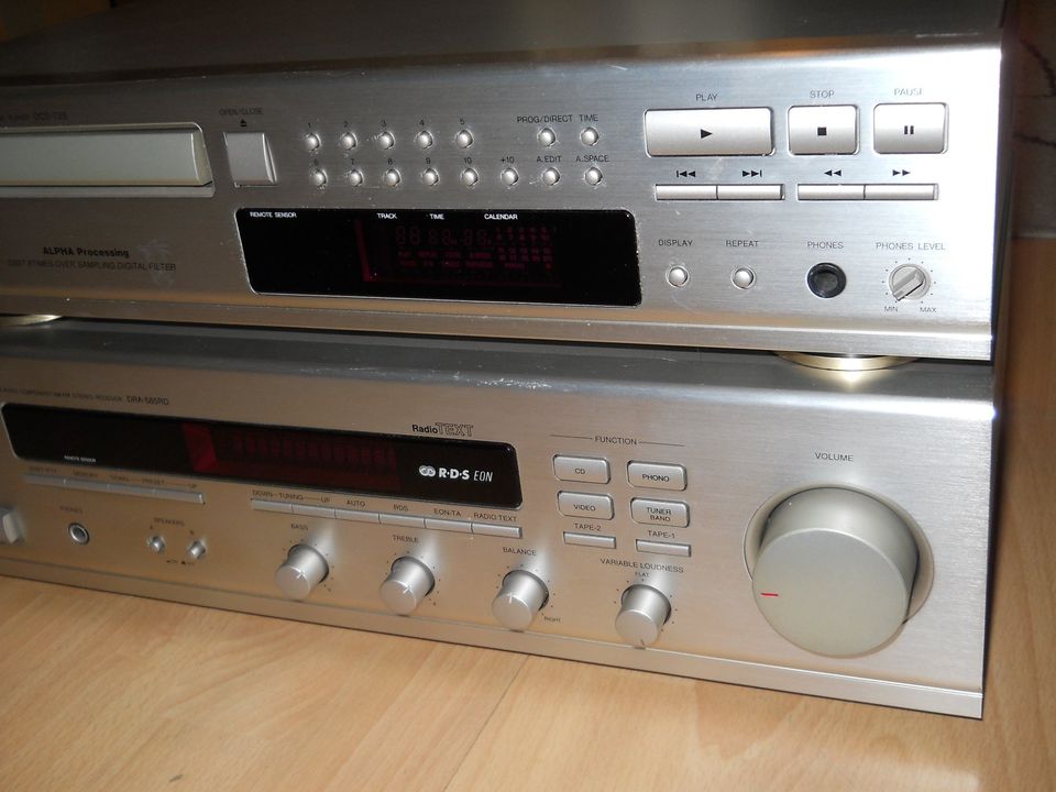 Denon DRA 585 RD Verstärker Receiver Amplifier + CD DCD725 Silber in Schortens