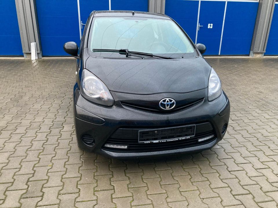 Toyota Aygo (X) in Neuss