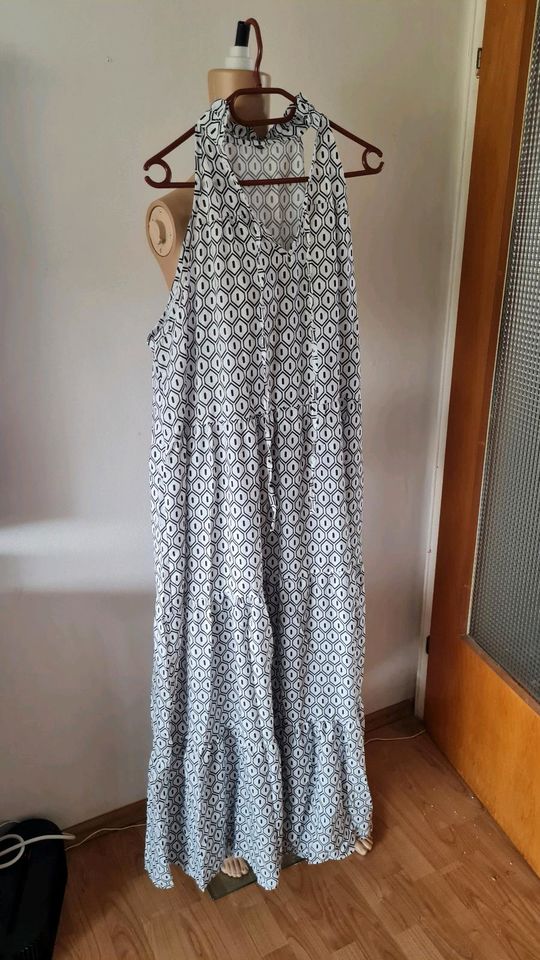 Wunderschönes Maxikleid, Gr XXL in Uhldingen-Mühlhofen