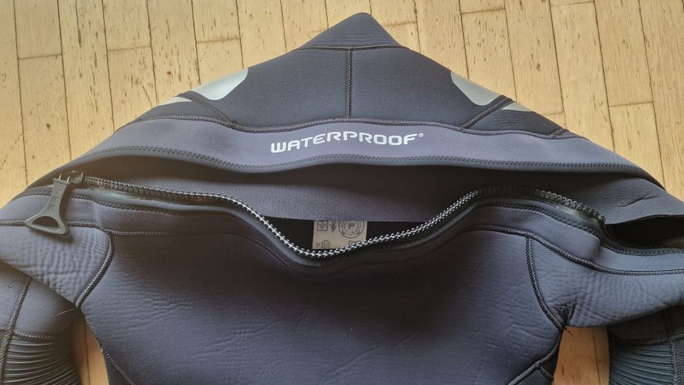 Waterproof SD Neoflex 7mm mit Trockenzip - Herren, Größe M in Duisburg