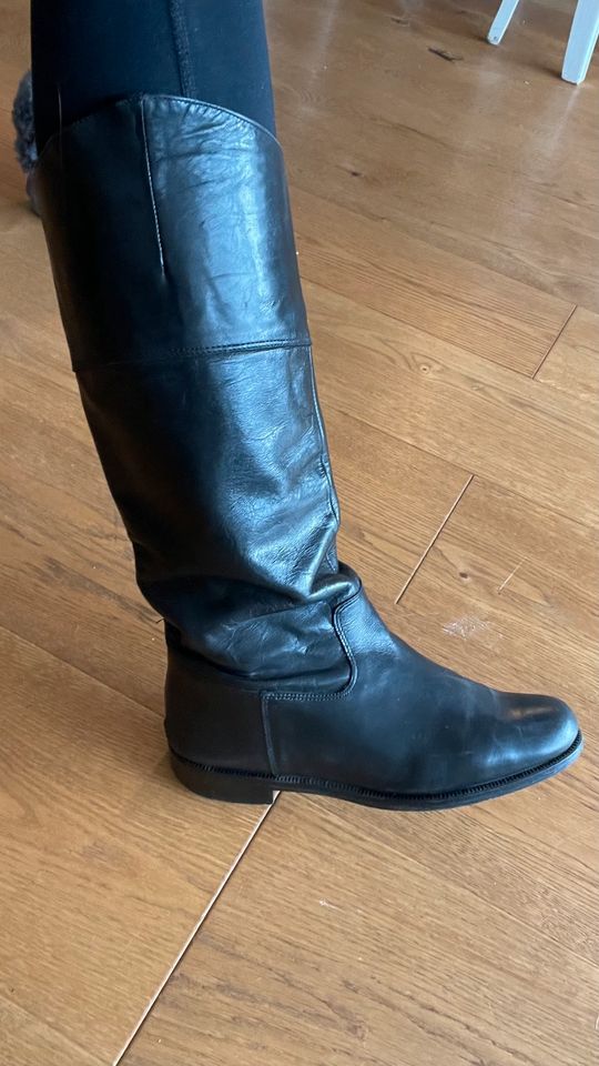 Stiefel echt Leder schwarz in München